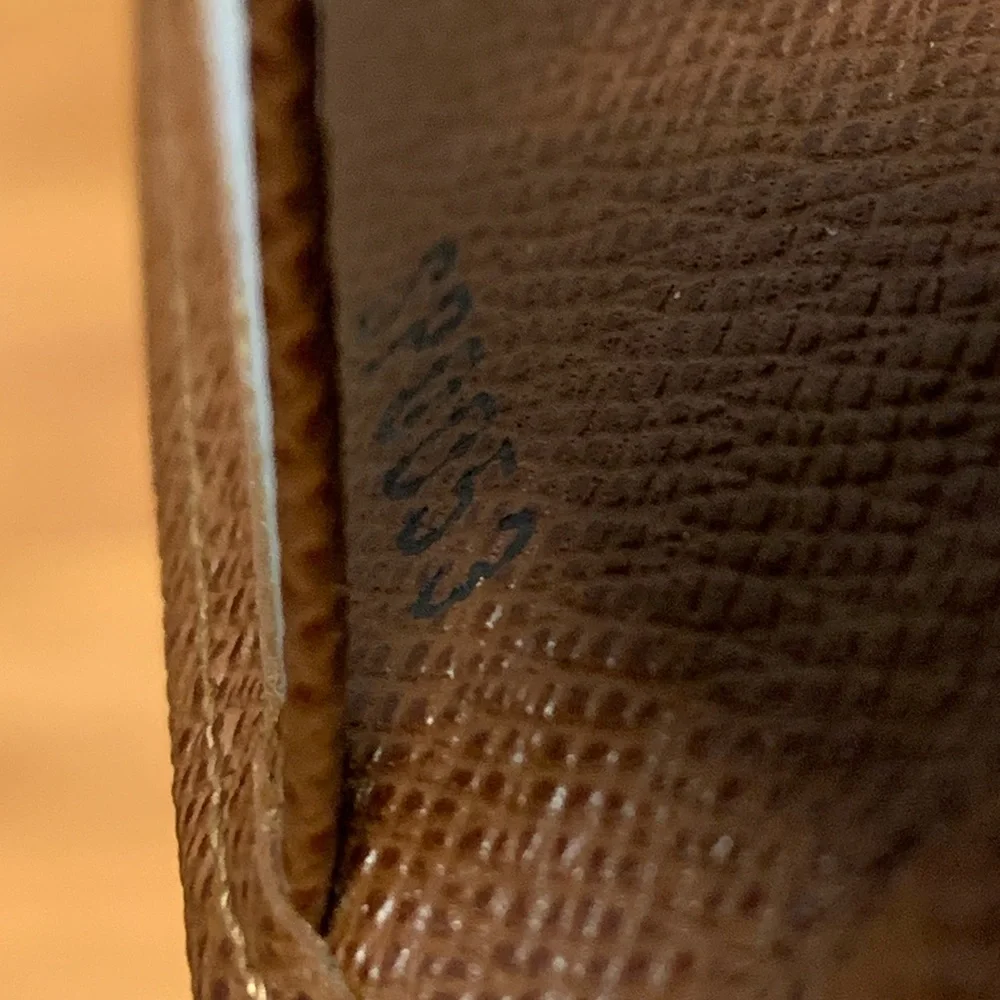 Authentic Louis Vuitton Taiga Leather ID / Card Holder